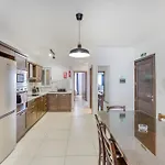 Apartmán Charming & 3br With Private Terrace By 360 Estates Birkirkara