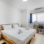 Charming & 3br With Private Terrace By 360 Estates Apartmán