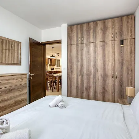 Charming & 3br With Private Terrace By 360 Estates * Биркиркара