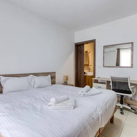 Charming & 3br With Private Terrace By 360 Estates Apartment Birkirkara