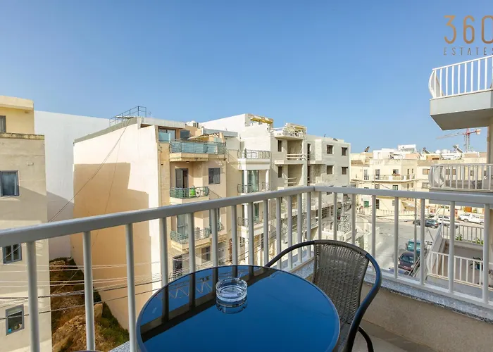 아파트 Charming & 3br With Private Terrace By 360 Estates *