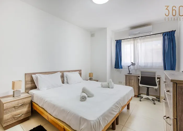 Charming & 3br With Private Terrace By 360 Estates 아파트