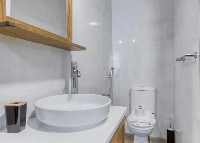 아파트 Charming & 3br With Private Terrace By 360 Estates