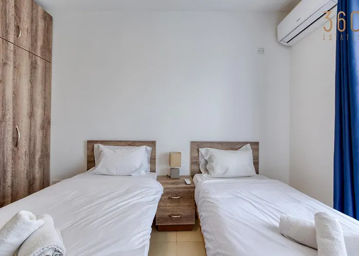 아파트 Charming & 3br With Private Terrace By 360 Estates