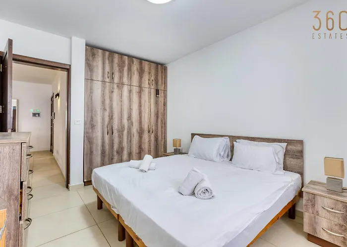 Charming & 3br With Private Terrace By 360 Estates *