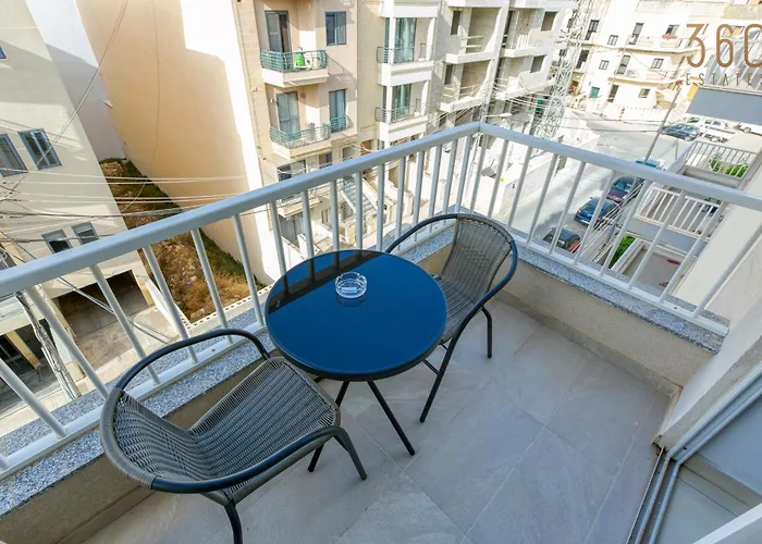 Charming & 3br With Private Terrace By 360 Estates 비르키르카라